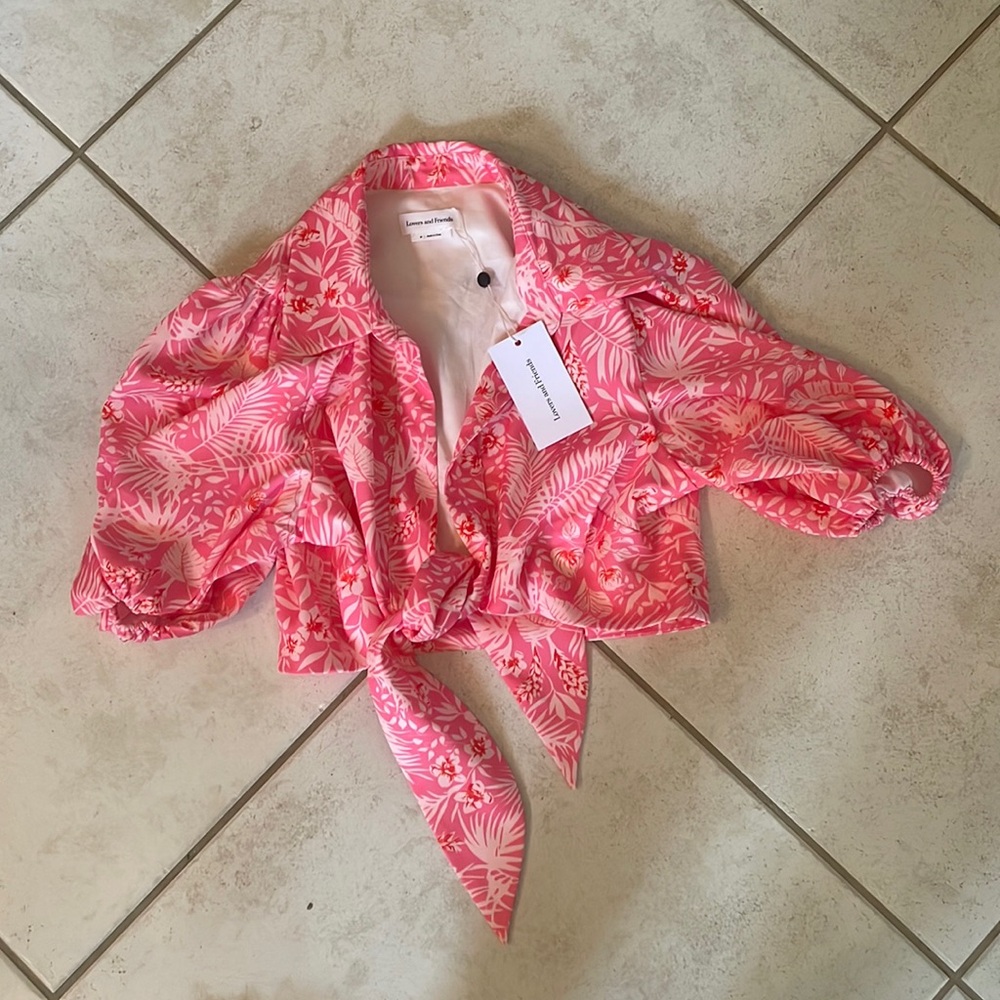 NWT Lovers + Friends  top